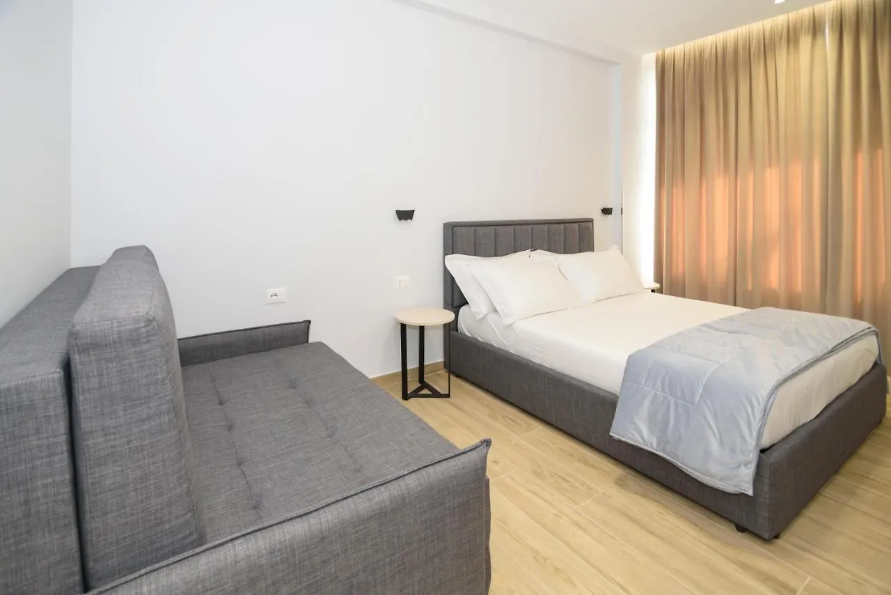 Palm Side Hotel Vlorë