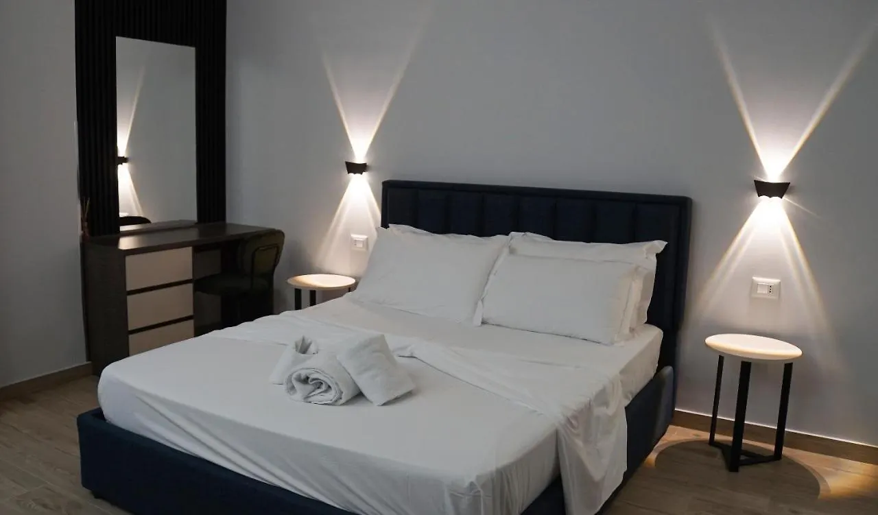 Palm Side Hotel Vlorë