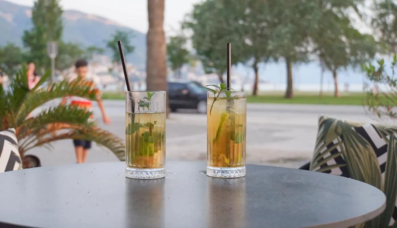 Palm Side Hotel Vlorë Albania