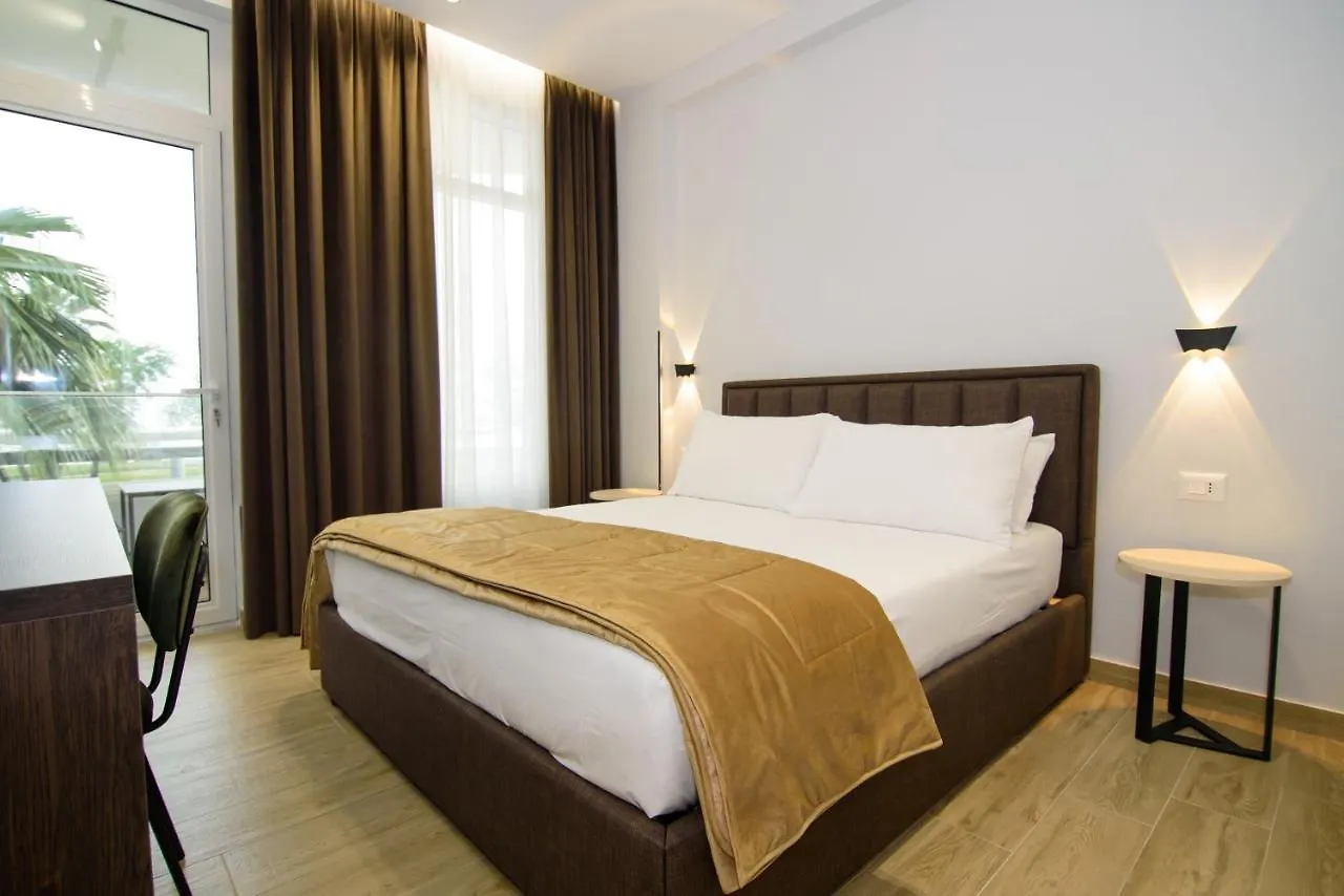 Palm Side Hotel Vlorë