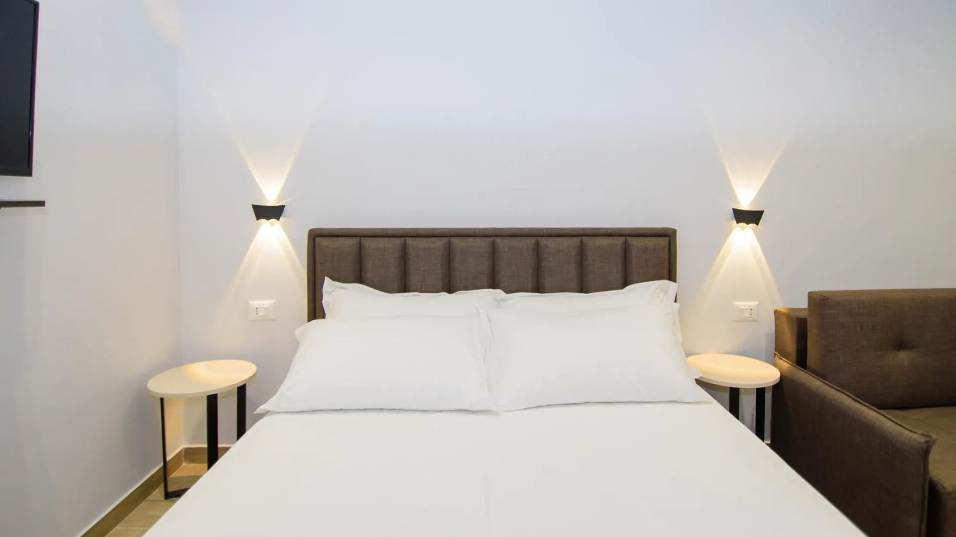 Palm Side Hotel Vlorë Albania