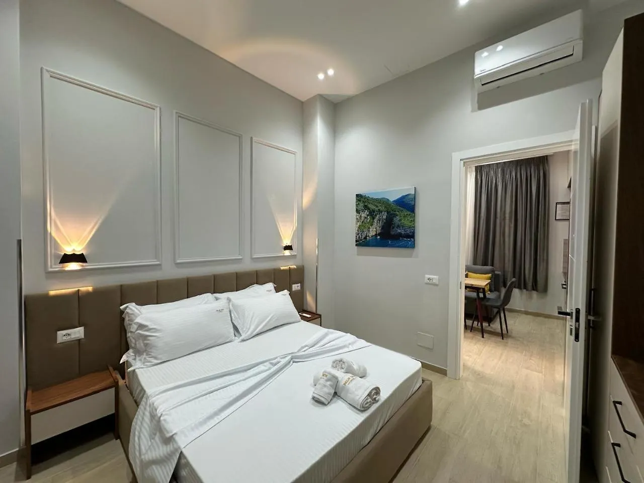 Palm Side Hotel Vlorë Albania