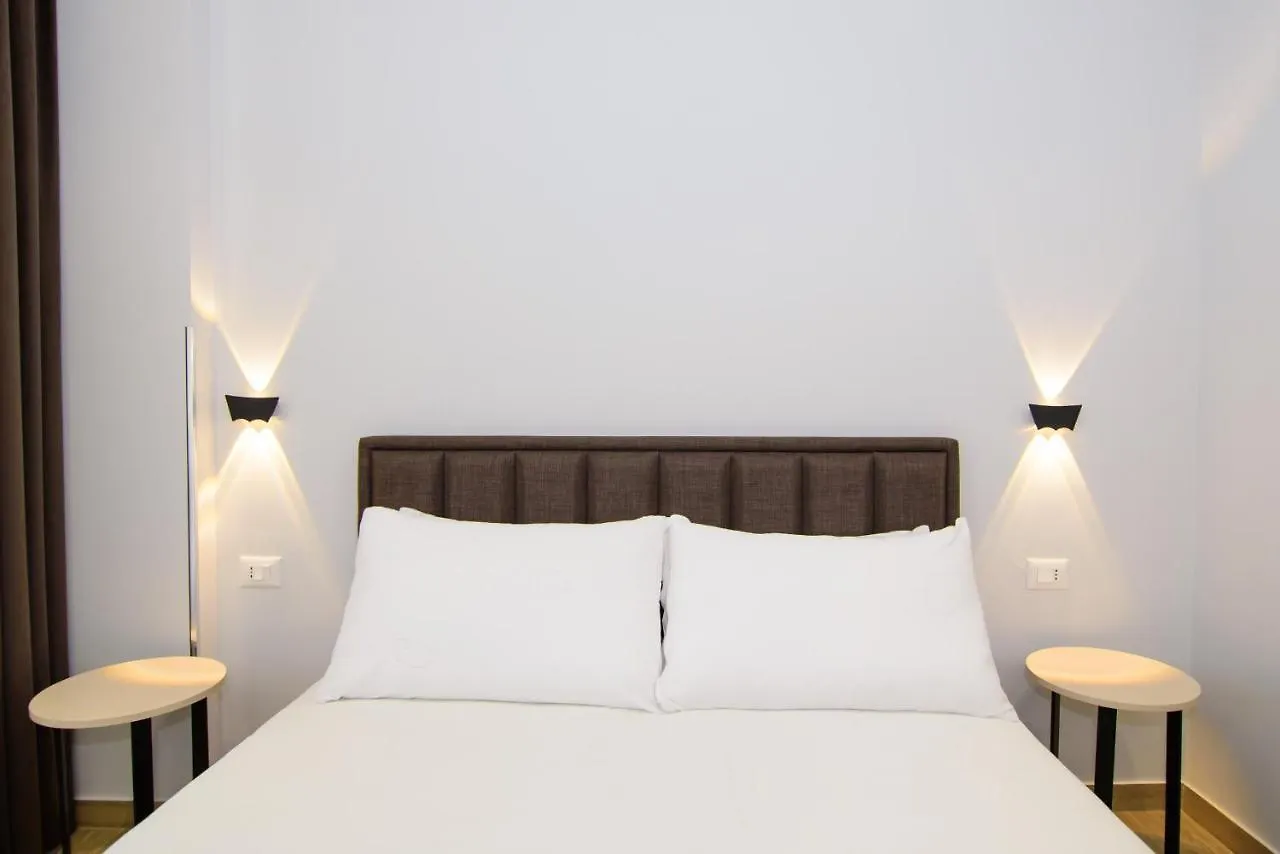 Palm Side Hotel Vlore 0*,